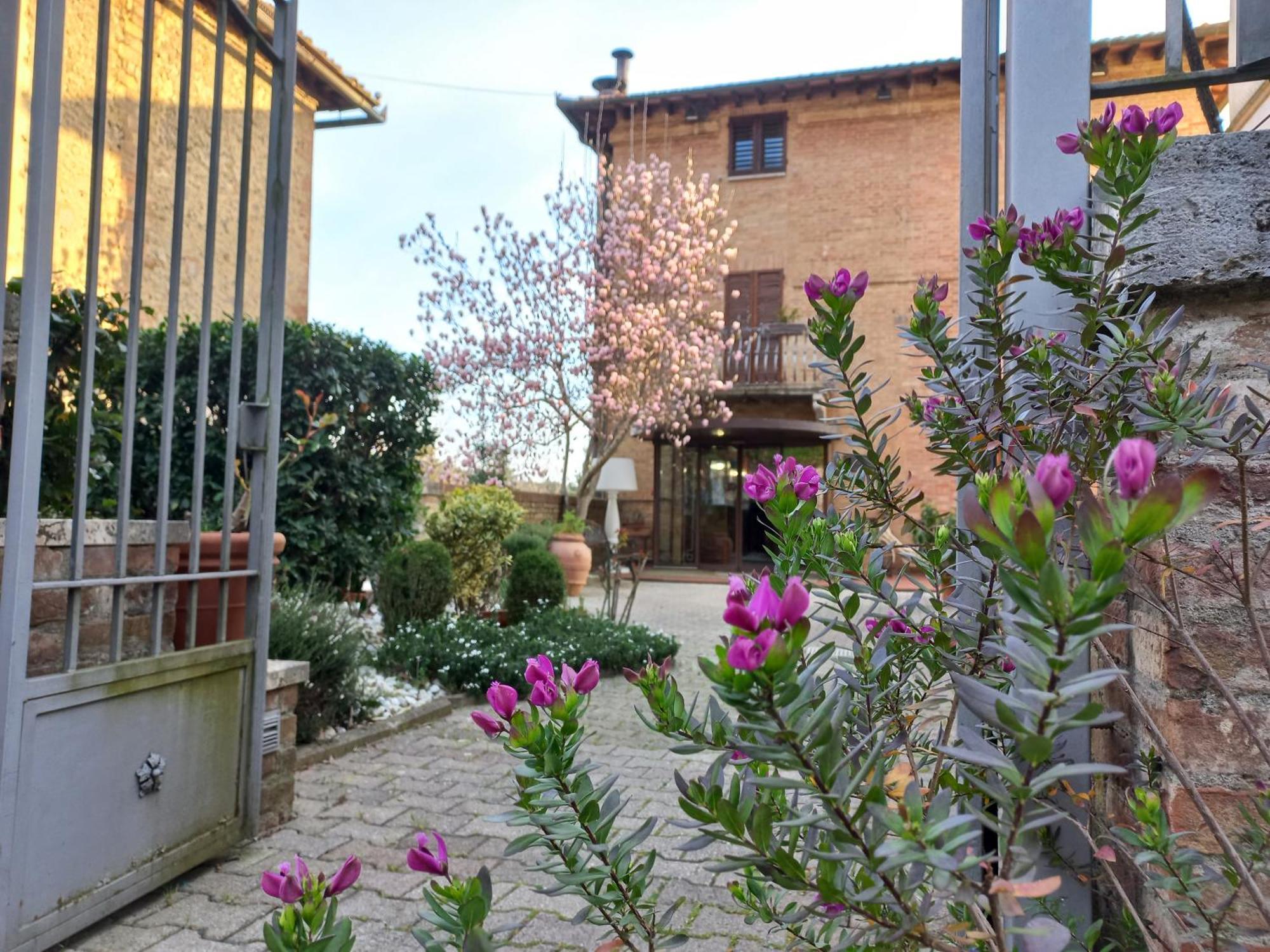 Hotel Arcobaleno Siena Eksteriør bilde